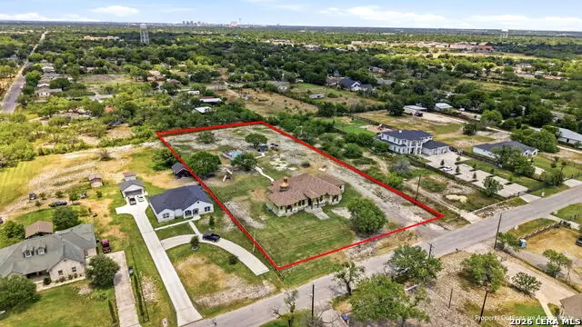 535 W Ansley Blvd, San Antonio, TX 78221 - #2