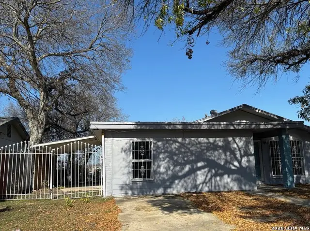 5727 Bienville Dr, San Antonio, TX 78233 - #2