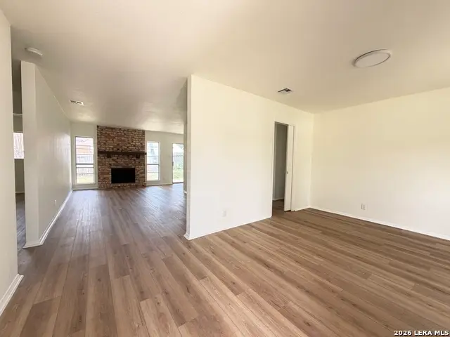 637 Jamie Sue Dr, Converse, TX 78109 - #3