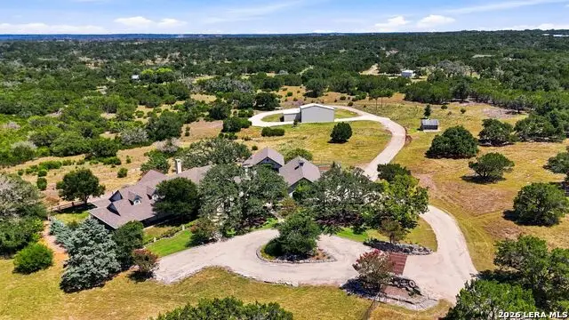 160 Live Oak Ln, Kerrville, TX 78028 - #2