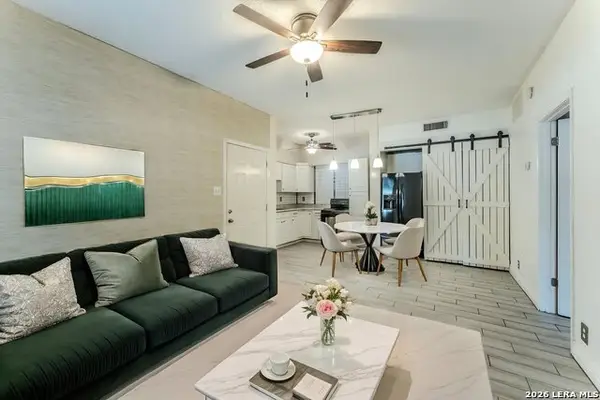 8655 Datapoint Dr #203B, San Antonio, TX 78229