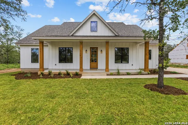 3515 County Road 676, Devine, TX 78016 - #3