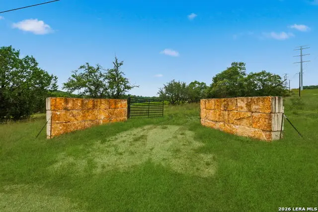 850 Brand Rd, Bulverde, TX 78163 - #1