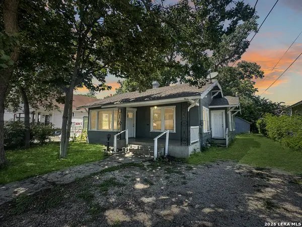 423 Barrett Place, San Antonio, TX 78225
