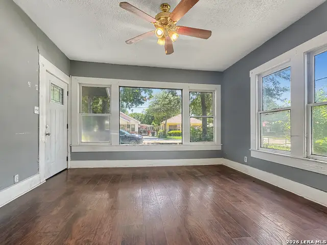 423 Barrett Place, San Antonio, TX 78225 - #3