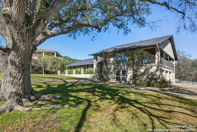 21 Royal Crst, New Braunfels, TX 78130 - #3