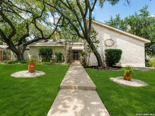 3451 Hunters Run St, San Antonio, TX 78230 - #1