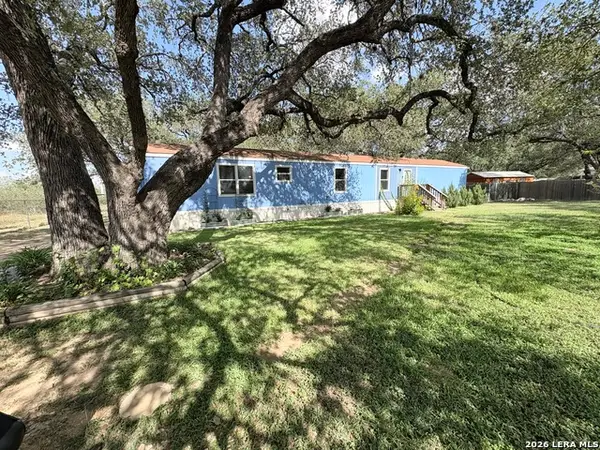 360 Brandon Way, Poteet, TX 78065