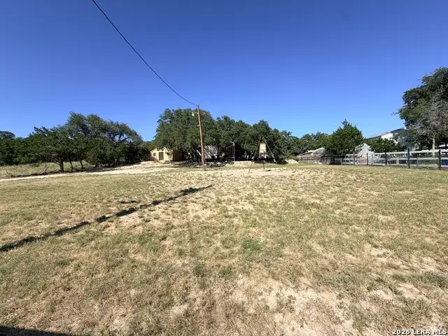 1071 Cypress Dr, Canyon Lake, TX 78133 - #3