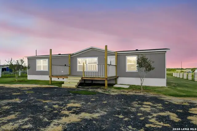 17111 Nueva Vida Ln, Atascosa, TX 78002 - #1