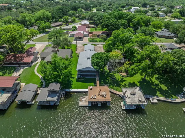 208 Riverside Dr, Kingsland, TX 78639 - #2