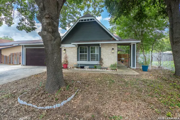 10341 Country Bluff, San Antonio, TX 78258