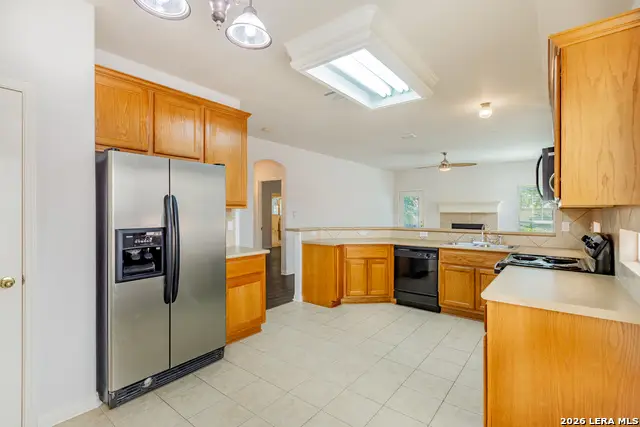548 Thurber Dr, Schertz, TX 78154 - #3