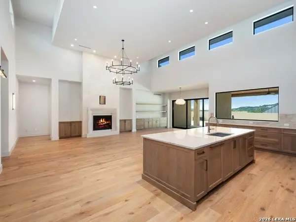 2 Dominion Vista, San Antonio, TX 78257