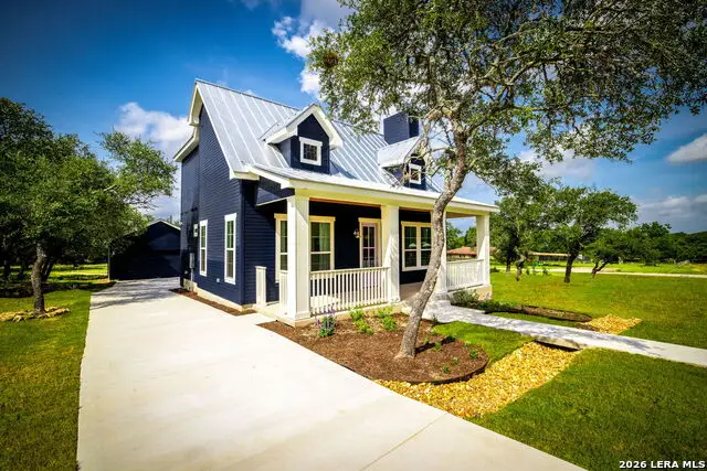 1005 12th St, Blanco, TX 78606 - #3