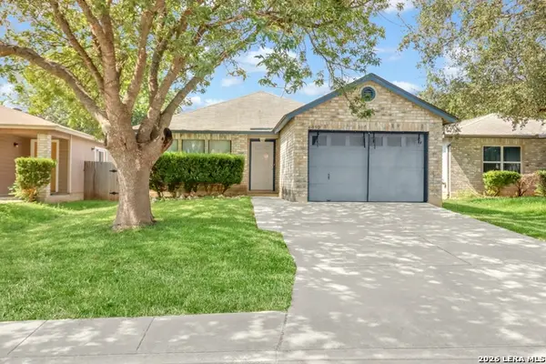 6850 Cape Meadow Dr, Converse, TX 78109