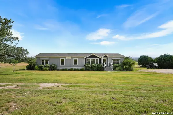 22 Cravey Rd, Boerne, TX 78006