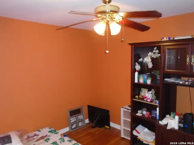 238 Storeywood Dr, San Antonio, TX 78213 - #3