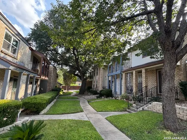 11303 Vance Jackson Rd #H2, San Antonio, TX 78230