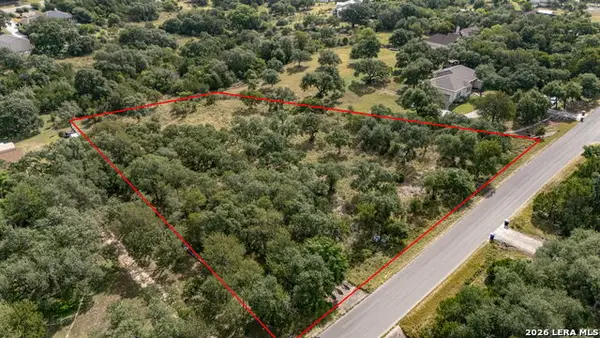 225 Shady Holw, New Braunfels, TX 78132