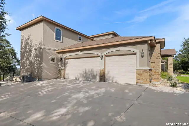 8 Braeburn Ct, Bulverde, TX 78163 - #2