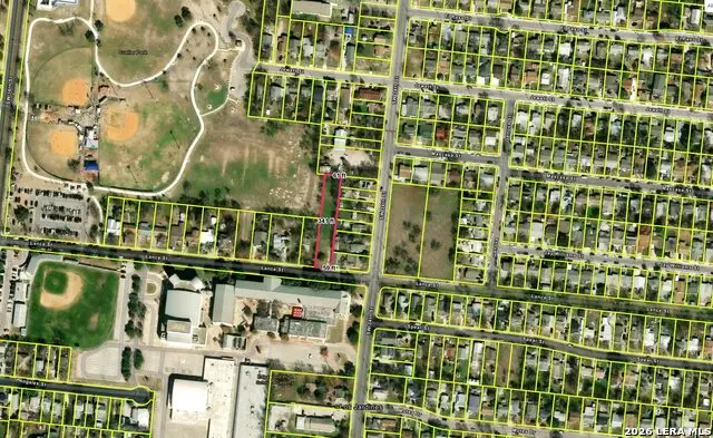 315 Lance St, San Antonio, TX 78237 - #2