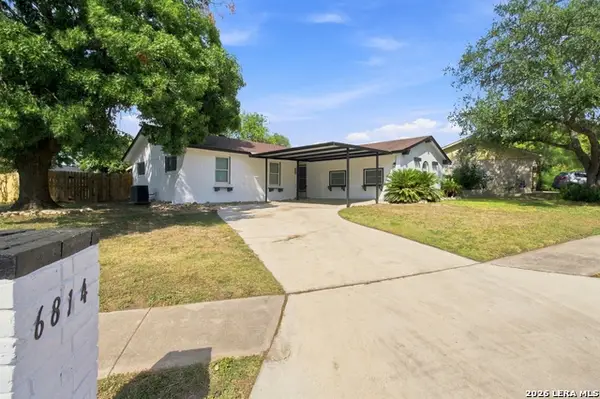 6814 Sunlight Dr, Leon Valley, TX 78238