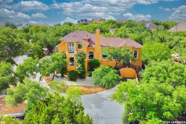2110 Winding Vw, San Antonio, TX 78260