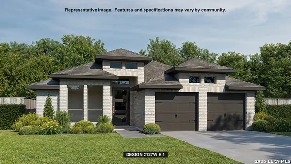 450 Cascadence Dr, New Braunfels, TX 78132