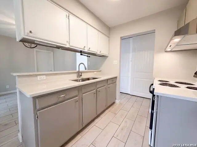 102 Dartmoor Dr, Schertz, TX 78154 - #2