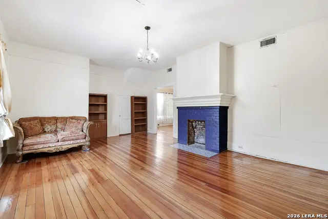 515 W Woodlawn Ave, San Antonio, TX 78212 - #3