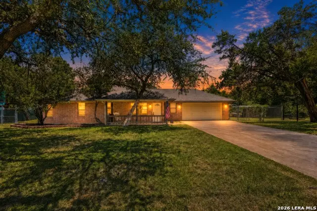 2071 Candlelight Dr, Canyon Lake, TX 78133 - #1