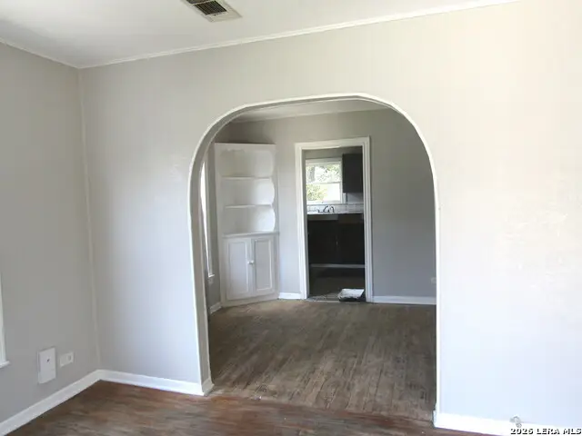 919 Alametos, San Antonio, TX 78201 - #3