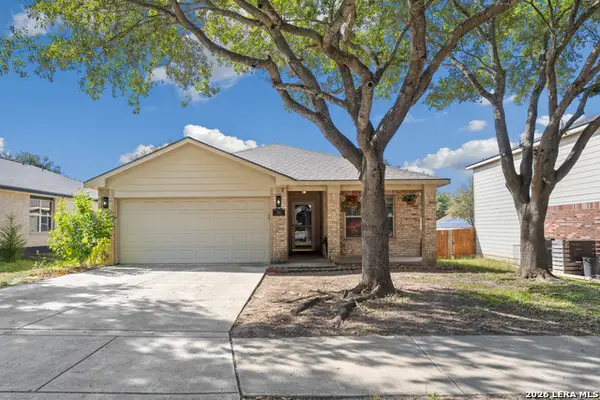 3953 Brook Hollow Dr, Schertz, TX 78154