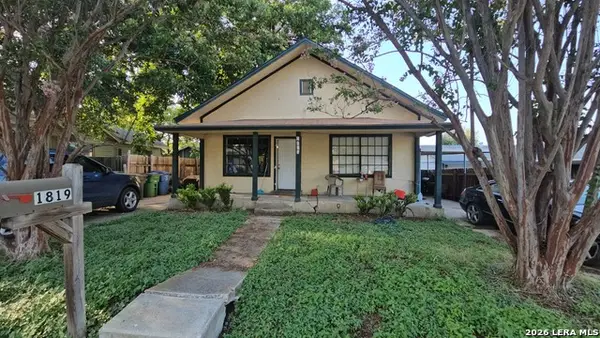 1819 W Wildwood, San Antonio, TX 78201
