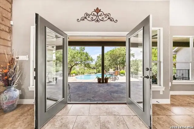 563 Cambridge, New Braunfels, TX 78132 - #1