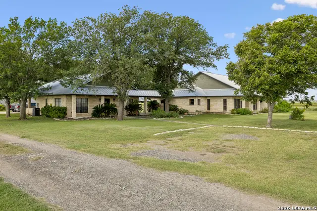 700 County Road 544, Hondo, TX 78861 - #2