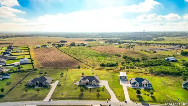 211 Siena Woods, Marion, TX 78124