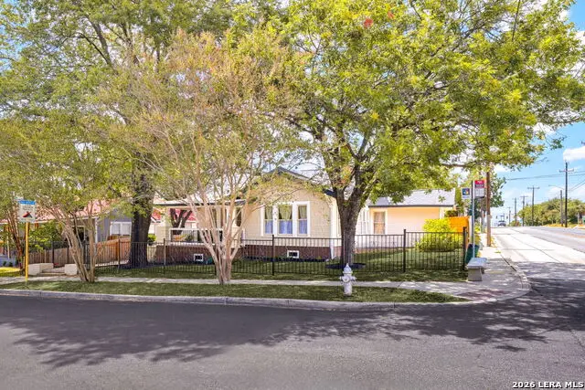 1036 W Russell Pl, San Antonio, TX 78212 - #2