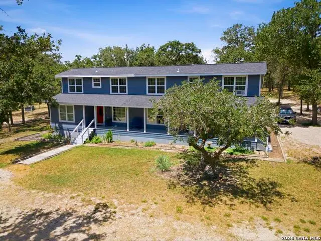 156 Deep Woods Dr, Seguin, TX 78155 - #1