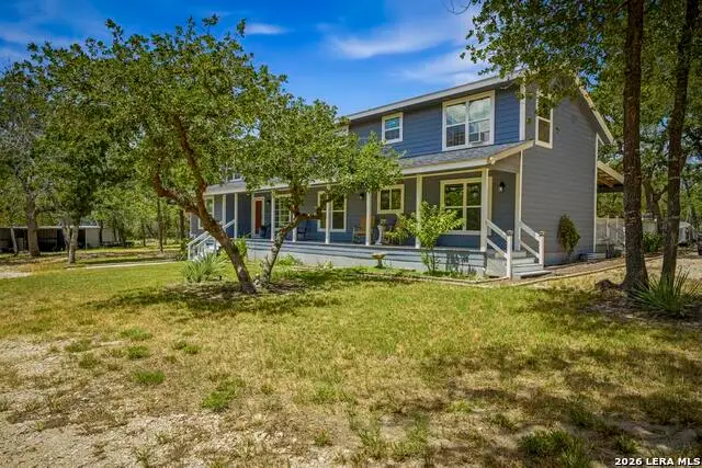 156 Deep Woods Dr, Seguin, TX 78155 - #2