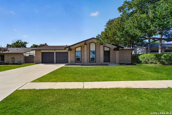 5807 Oak Run St, San Antonio, TX 78247
