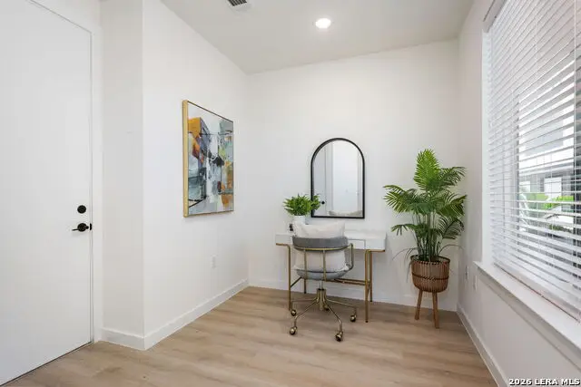 719 E Locust #3106, San Antonio, TX 78212 - #2
