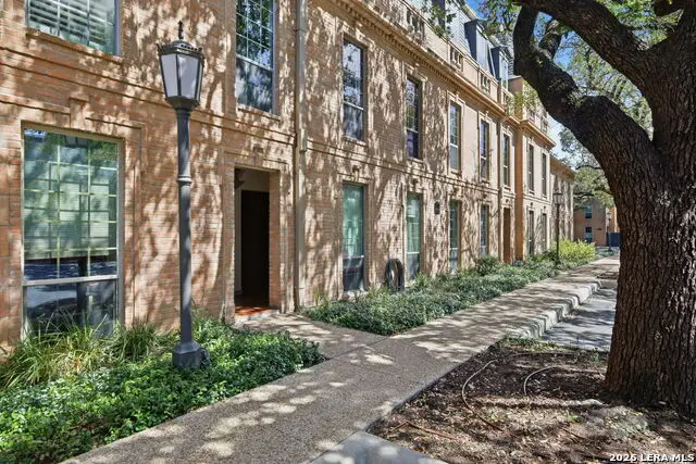 7711 Broadway #32C, San Antonio, TX 78209 - #2