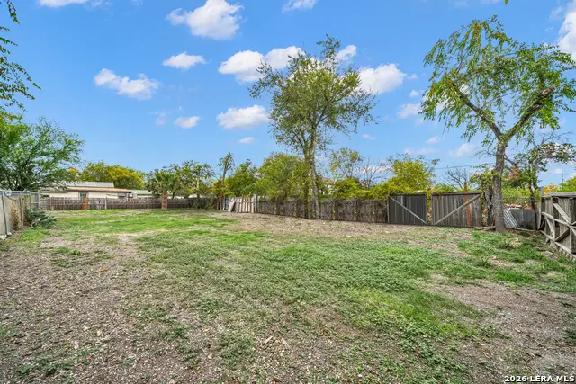 919 Saint Anthony Ave, San Antonio, TX 78210 - #2