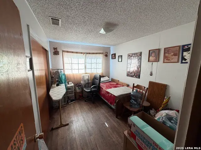 219 Baird, San Antonio, TX 78228 - #3