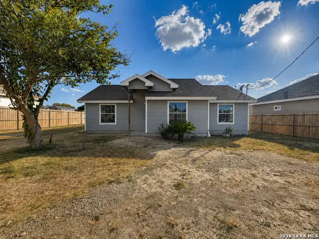 65 School Circle, Eagle Pass, TX 78852 - #1