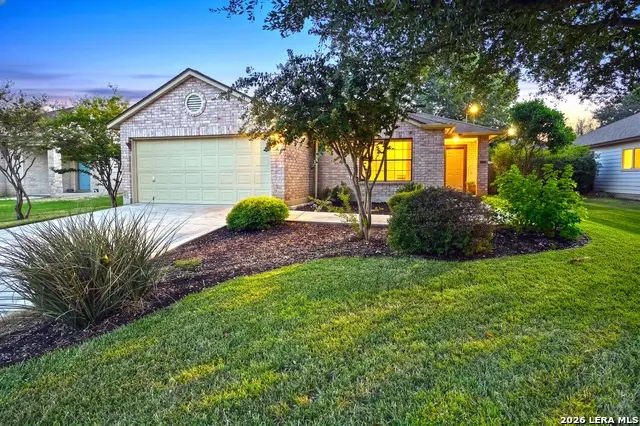 762 Pinehurst Dr, New Braunfels, TX 78130 - #1