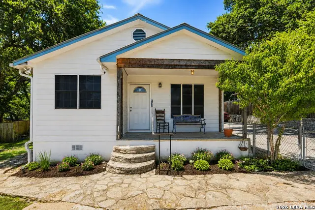 652 Tamarack Dr, Canyon Lake, TX 78133 - #2