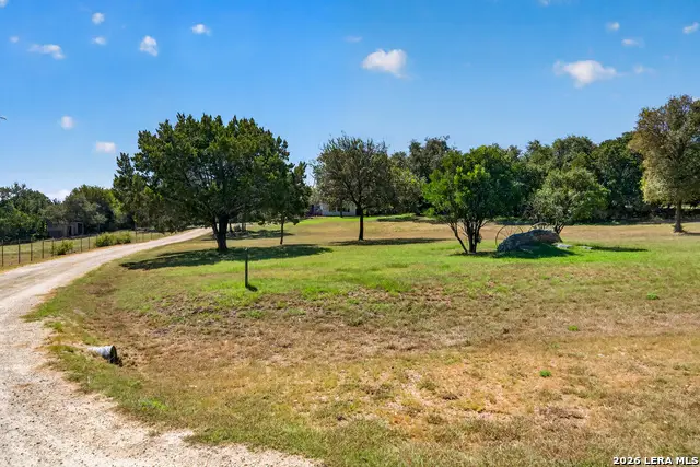 3030 Oak Hollow Dr, New Braunfels, TX 78132 - #1